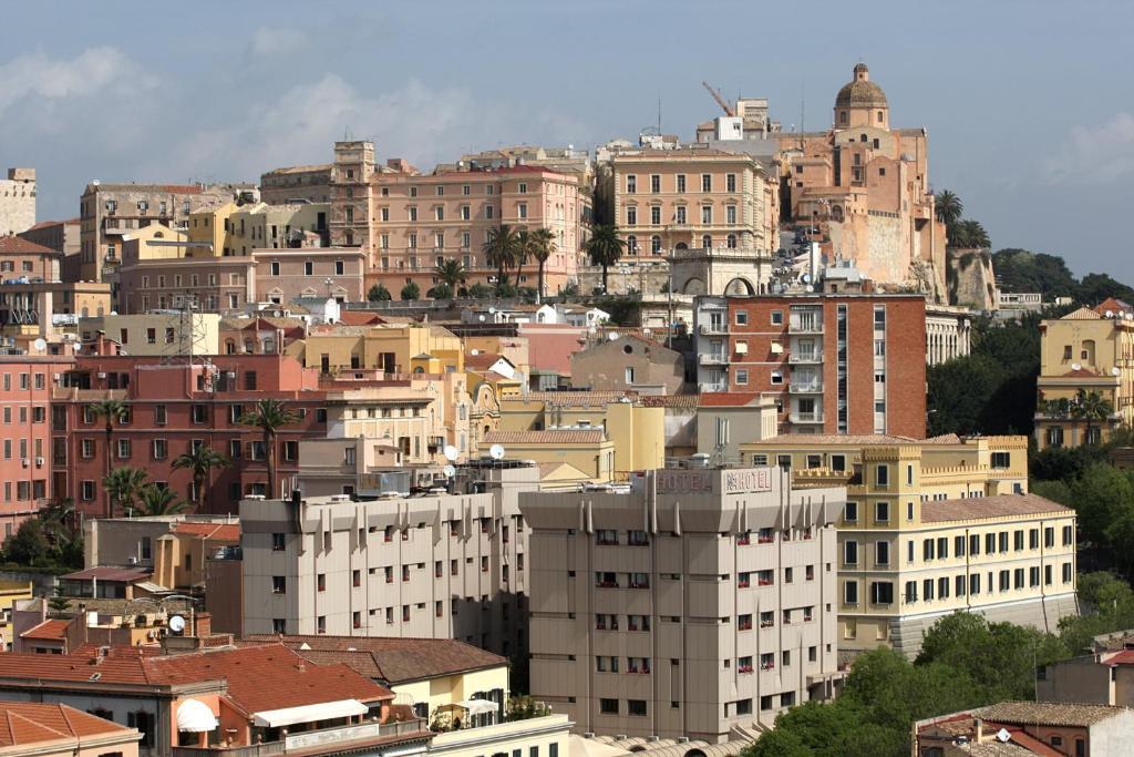 Bed And Breakfast Del Fiore Cagliari Eksteriør billede